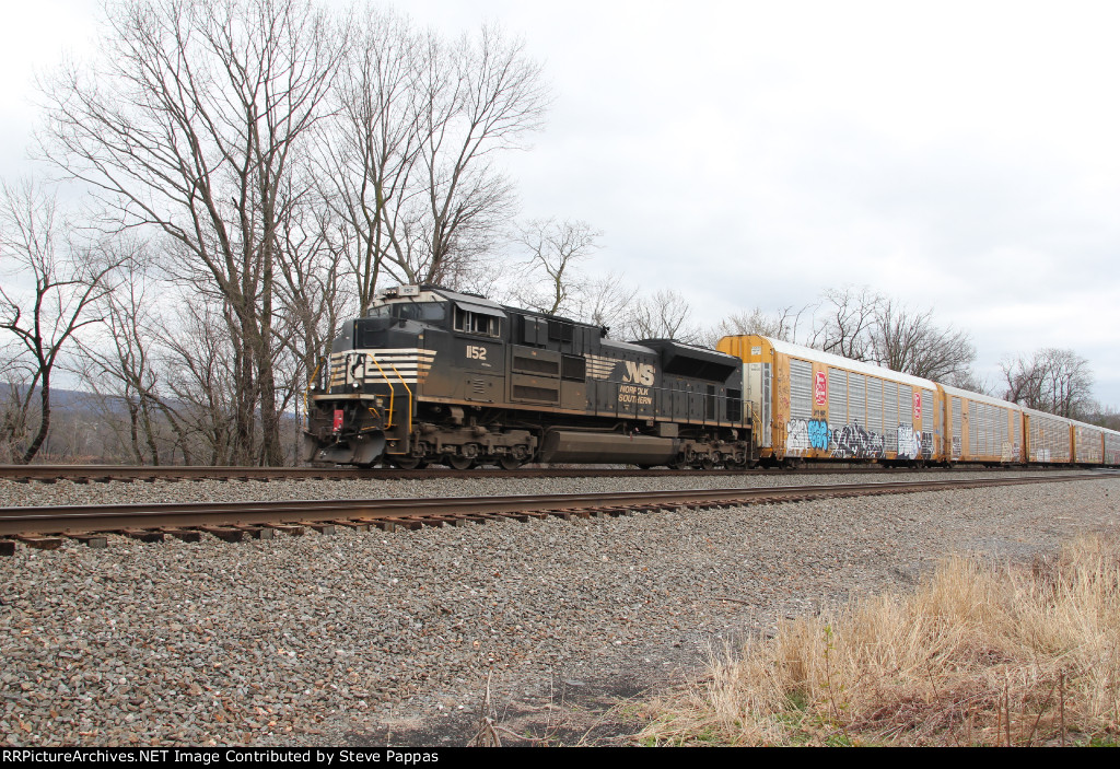 NS 1152 as a rear-end DPU on train 12G